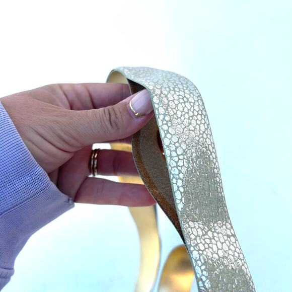 Vintage Y2K Dolce & Gabbana D&G Buckle Metallic Gold Leather Logo Belt Small - Picture 8 of 9